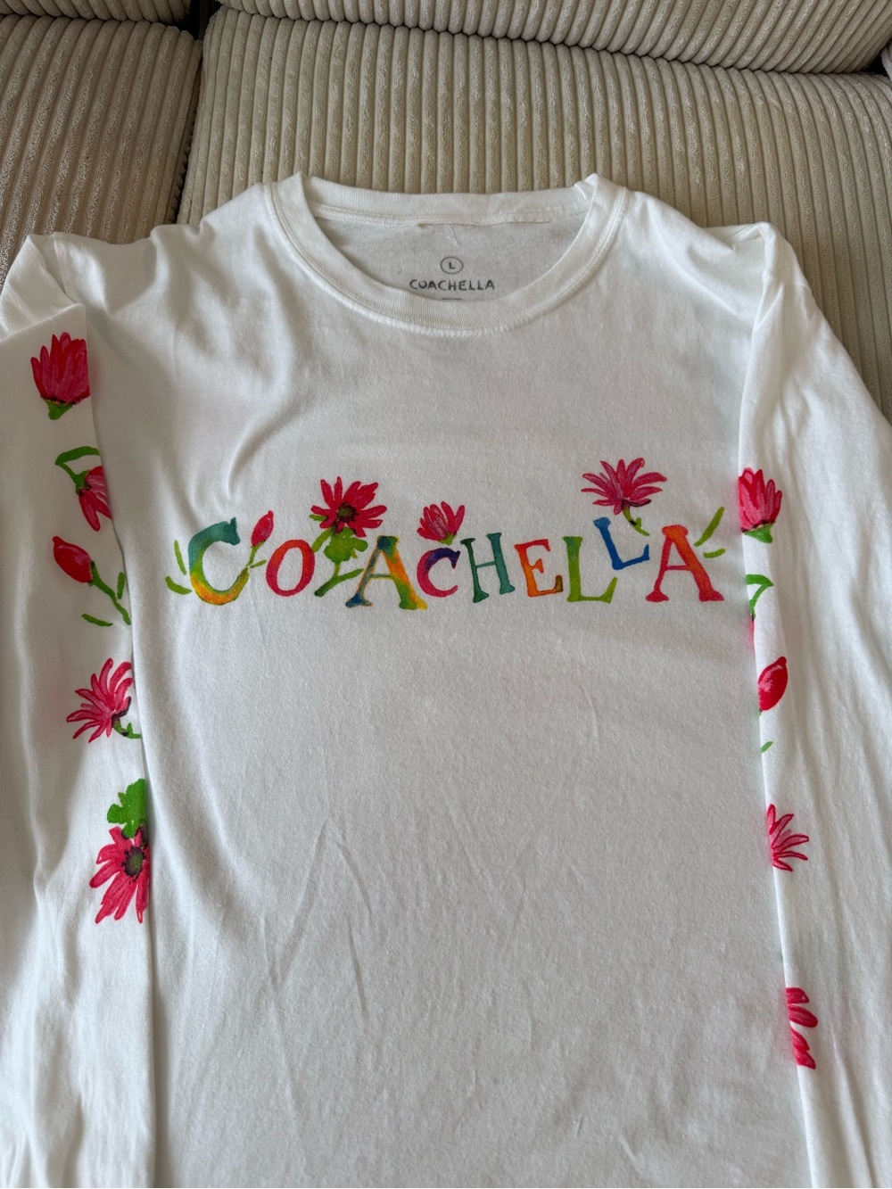 Coachella White Long Sleeve Tee with Colorful Floral Logo Size L  (042)